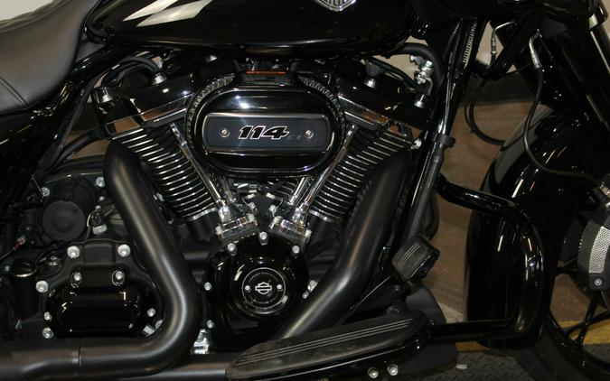 2021 Harley-Davidson® Road Glide® Special BLACK