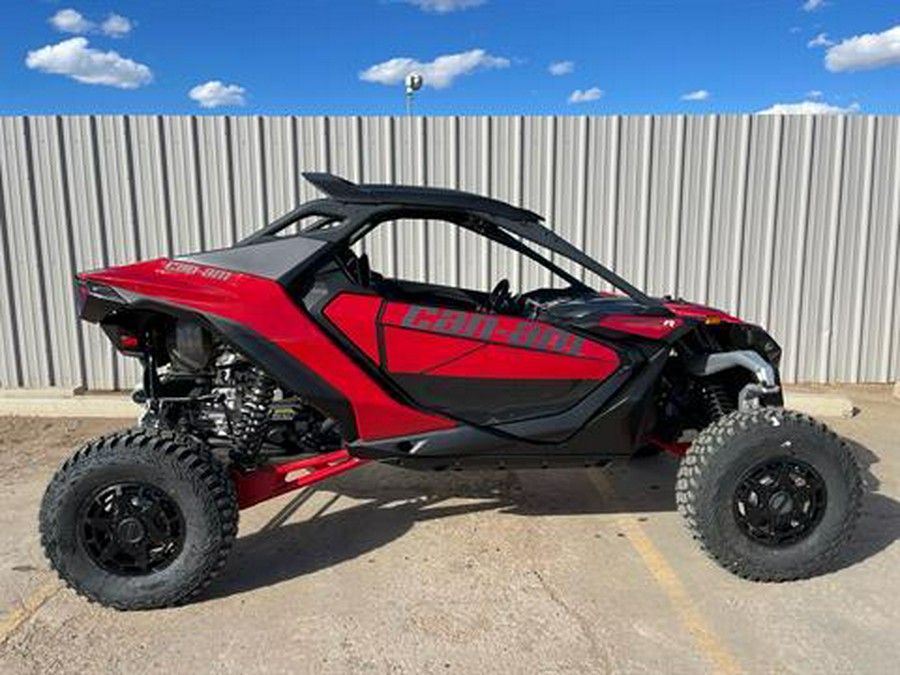 2024 Can-Am Maverick R X