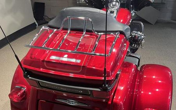 2013 Harley-Davidson® FLHTCUTG - Tri Glide® Ultra Classic®