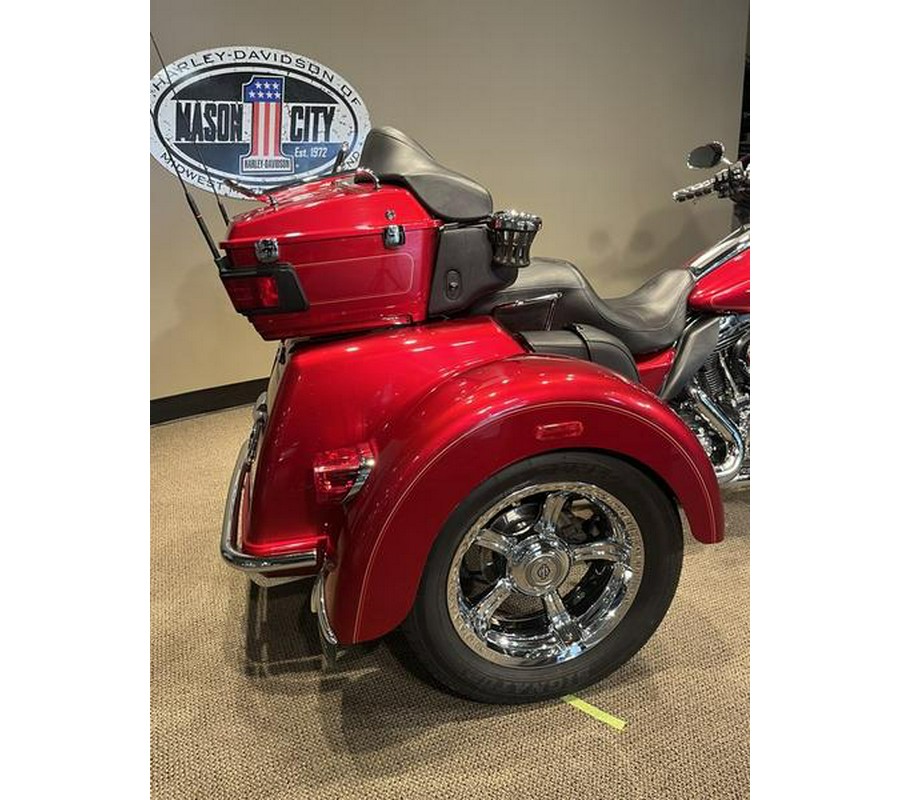 2013 Harley-Davidson® FLHTCUTG - Tri Glide® Ultra Classic®