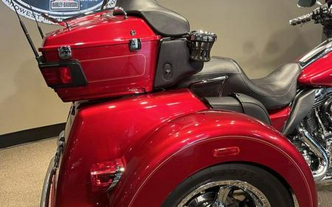 2013 Harley-Davidson® FLHTCUTG - Tri Glide® Ultra Classic®