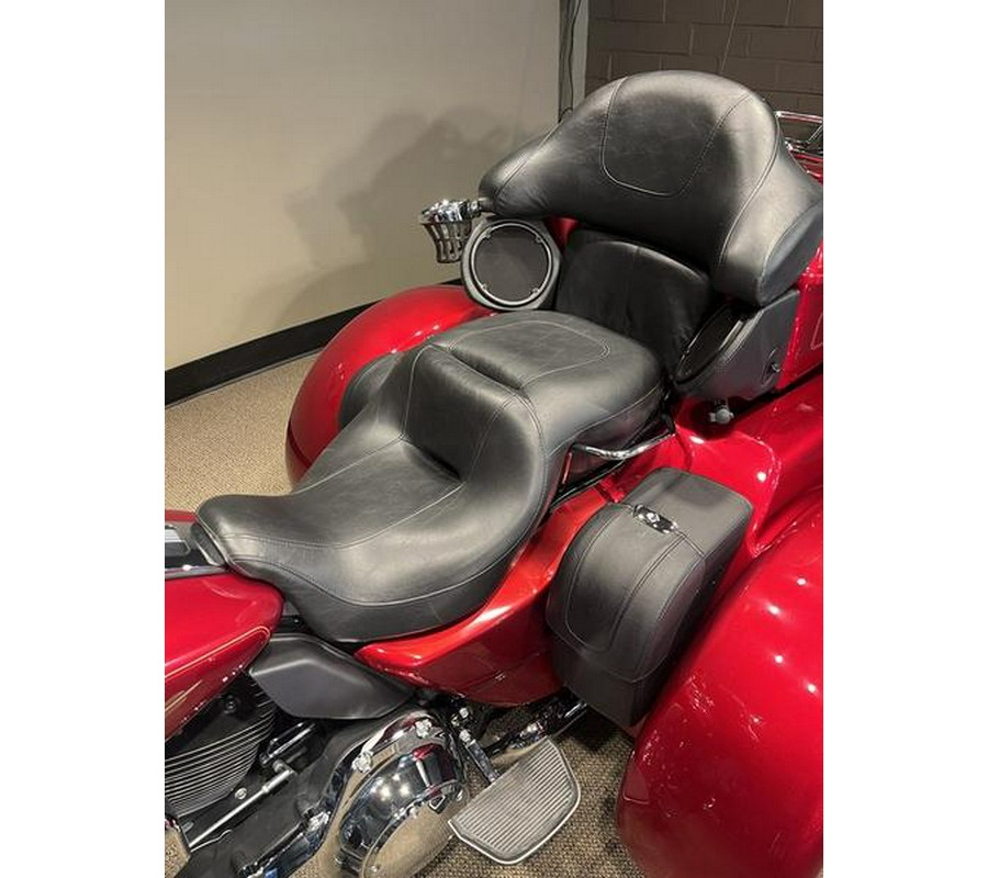 2013 Harley-Davidson® FLHTCUTG - Tri Glide® Ultra Classic®