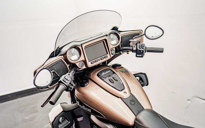 2022 Indian Roadmaster® Dark Horse®
