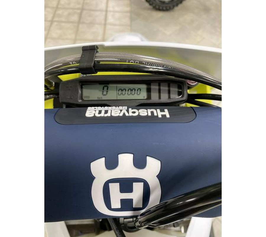 2024 Husqvarna® TE 300