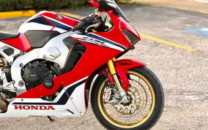 2019 Honda® CBRR1000SA SP1
