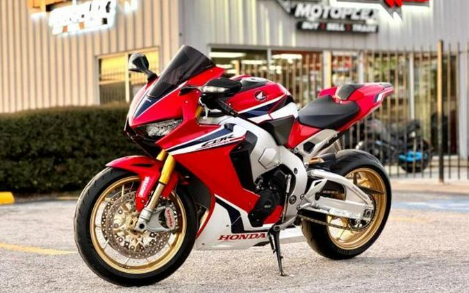 2019 Honda® CBRR1000SA SP1