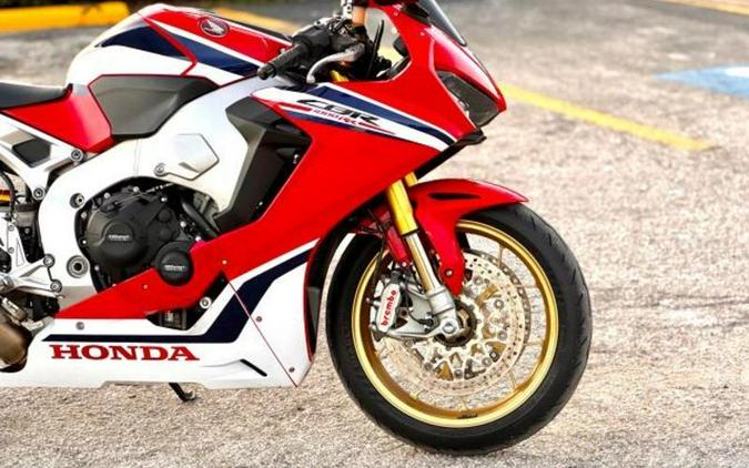 2019 Honda® CBRR1000SA SP1