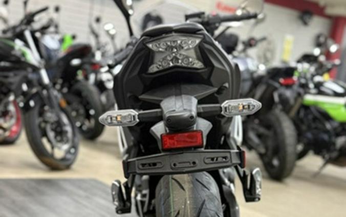 2026 Kawasaki EX650PTFAN-SL1