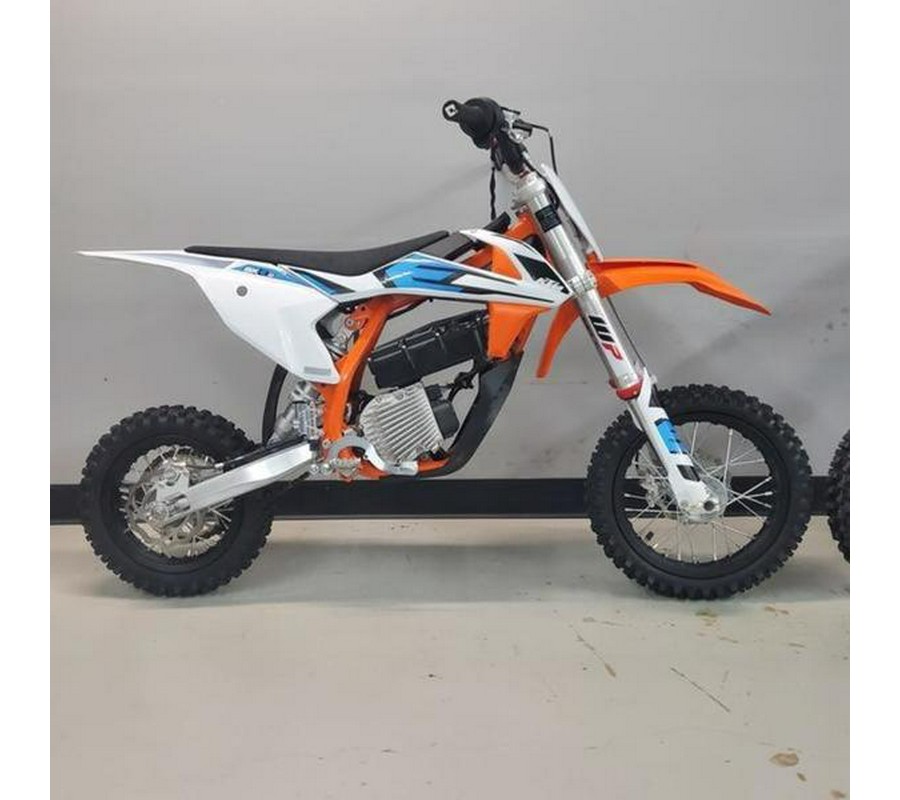 2020 KTM SX-E5