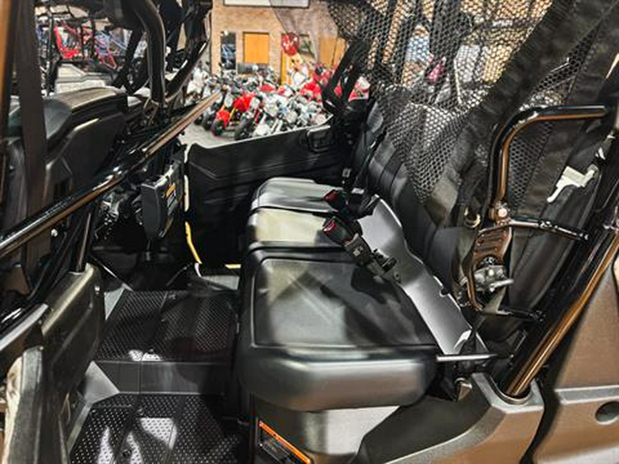 2025 Honda Pioneer 1000-6 Deluxe Crew