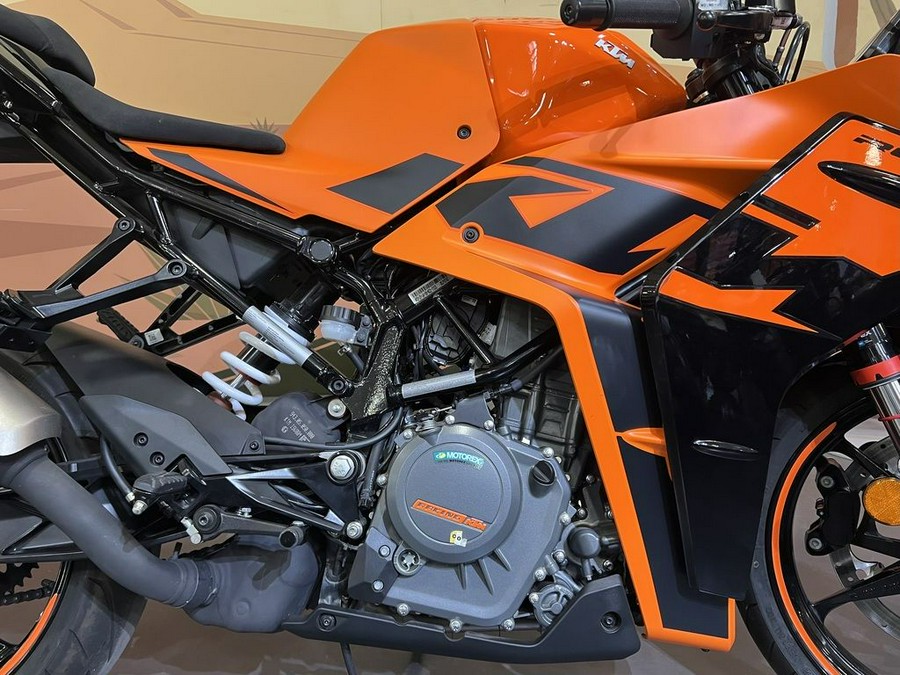 2022 KTM RC 390