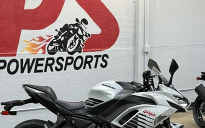 2026 Kawasaki EX650PTFAL