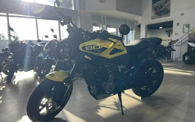 2025 Husqvarna® Vitpilen 801