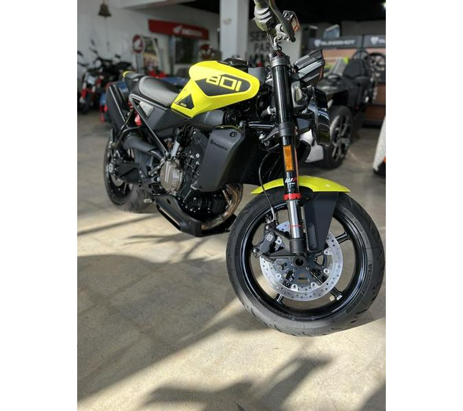2025 Husqvarna® Vitpilen 801