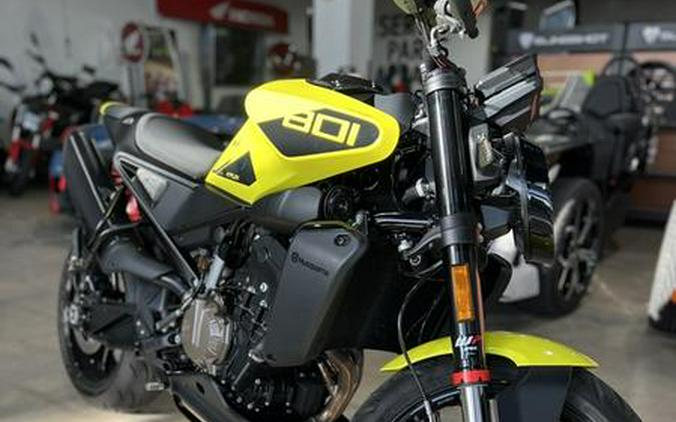 2025 Husqvarna® Vitpilen 801