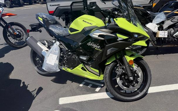 2026 Kawasaki Ninja 500 SE ABS
