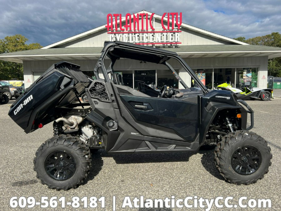 2023 Can-Am® Commander XT 1000R