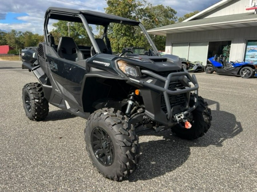 2023 Can-Am® Commander XT 1000R