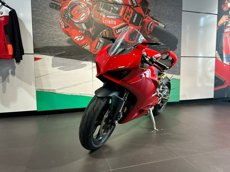 2022 Ducati Panigale V2 Ducati Red