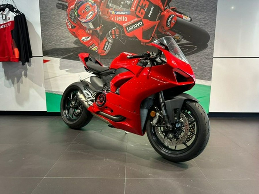 2022 Ducati Panigale V2 Ducati Red