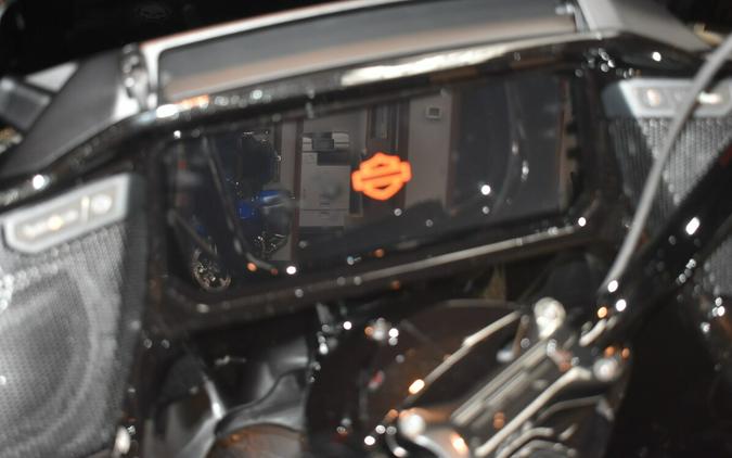 FLTRXSE 2025 CVO™ Road Glide™