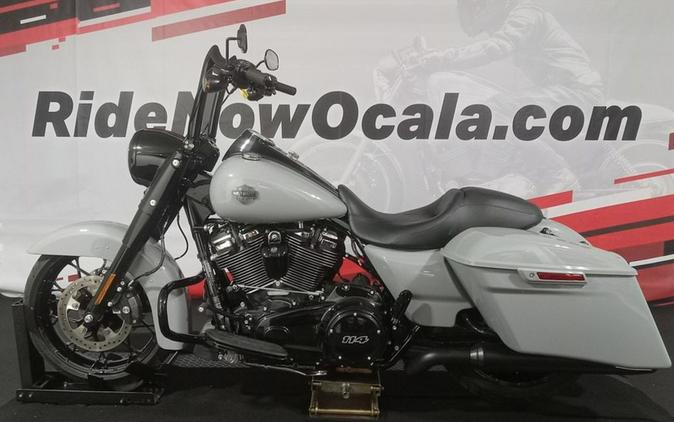 2025 Harley-Davidson® FLHRXS - Road King® Special