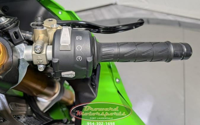 2024 Kawasaki Ninja ZX-10R 40th Anniversary Edition ABS