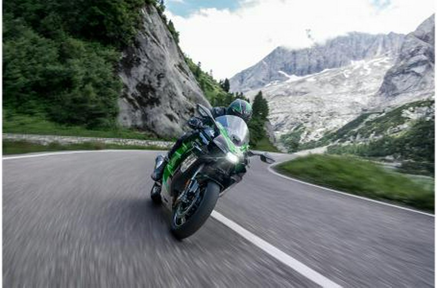 2023 Kawasaki Ninja® H2® SX SE