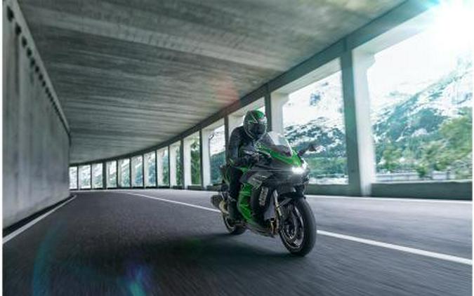 2023 Kawasaki Ninja® H2® SX SE