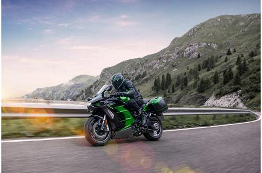 2023 Kawasaki Ninja® H2® SX SE