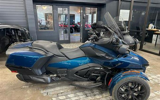 2022 Can-Am Spyder RT