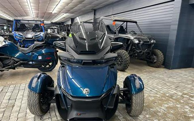 2022 Can-Am Spyder RT