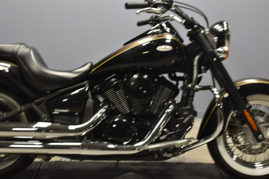 2023 Kawasaki Vulcan 900 Classic
