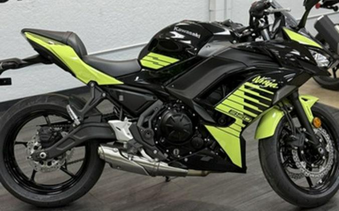 2026 Kawasaki EX650PTFAN-GN2