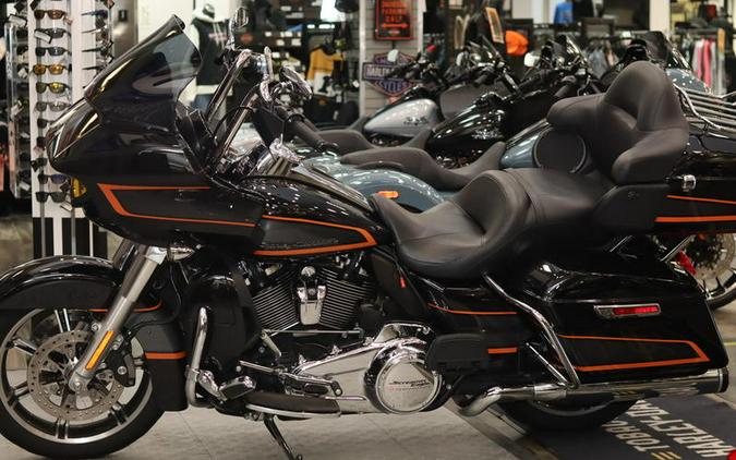 2022 Harley-Davidson® FLTRK - Road Glide® Limited