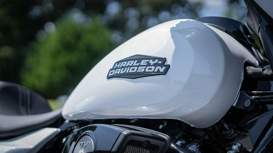 2024 Harley-Davidson® FLHX - Street Glide®