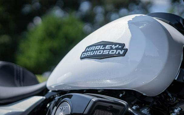 2024 Harley-Davidson® FLHX - Street Glide®