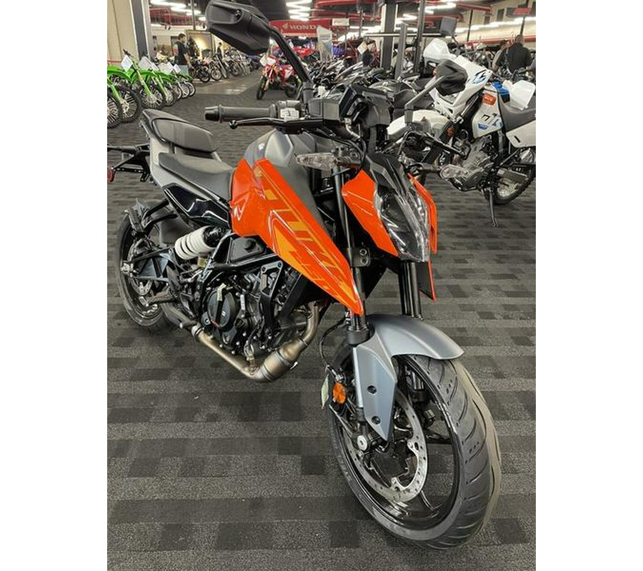 2024 KTM 250 Duke