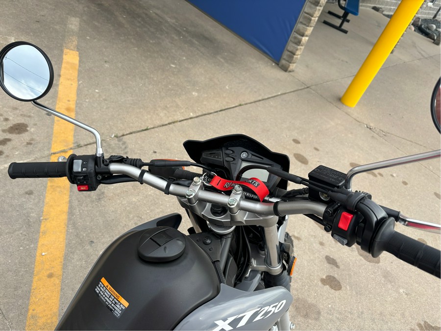 2025 Yamaha XT250