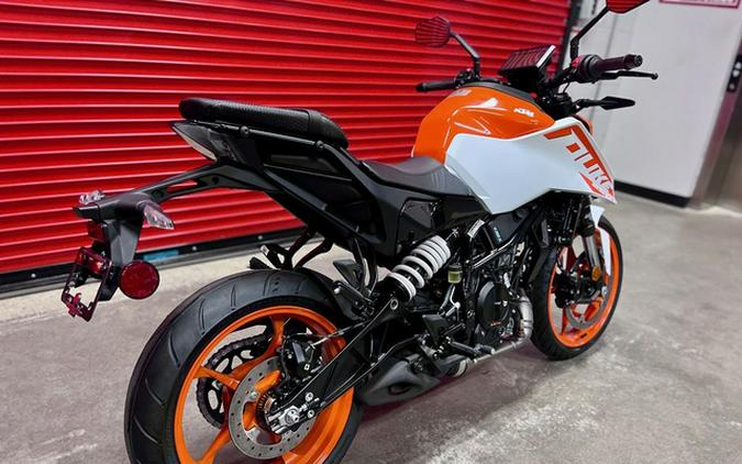 2024 KTM Duke 250