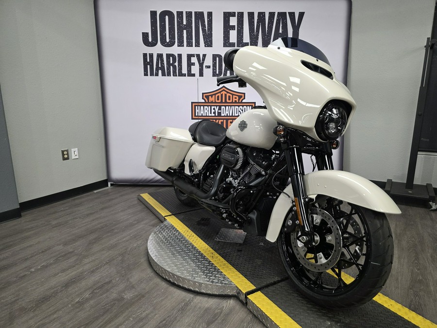 2022 Harley-Davidson Street Glide® Special