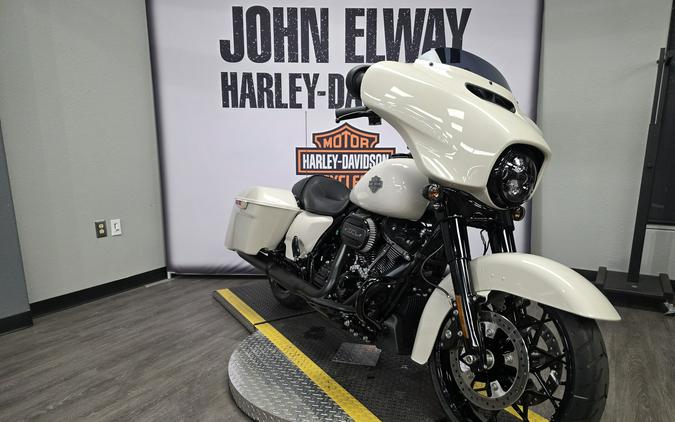 2022 Harley-Davidson Street Glide® Special