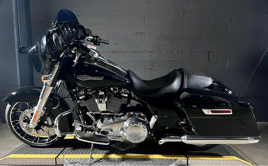 2023 Harley-Davidson Street Glide Special