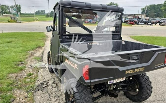 2015 Polaris® RANGER XP 900 EPS HUNTER