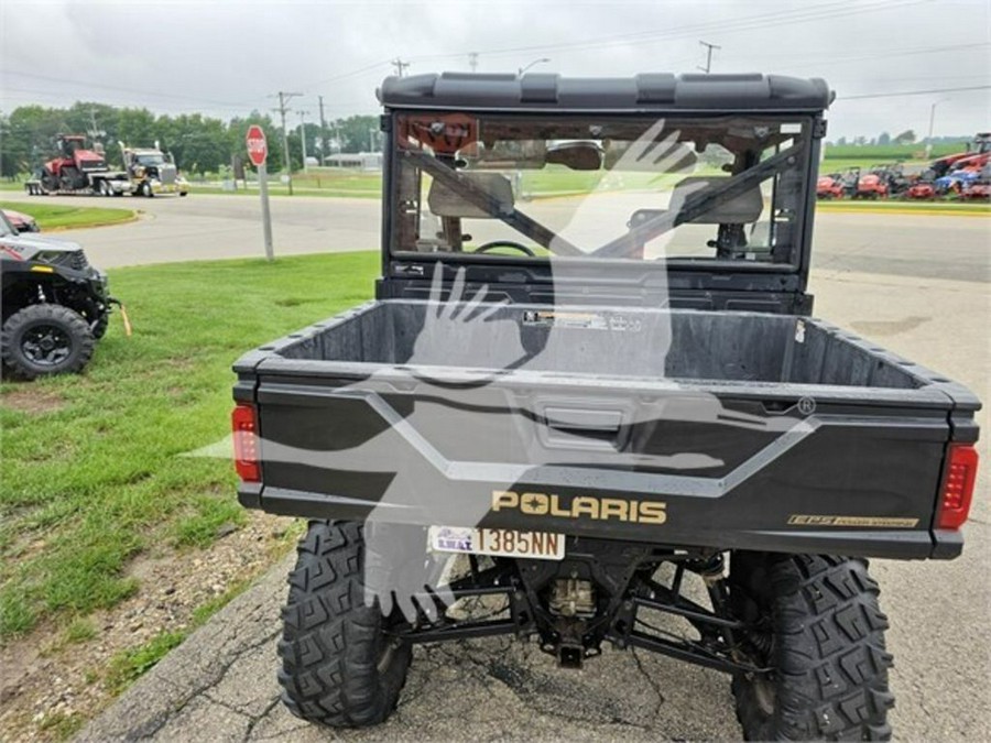 2015 Polaris® RANGER XP 900 EPS HUNTER