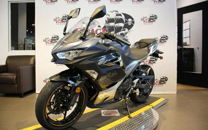 2023 Kawasaki Ninja® 400 KRT Edition