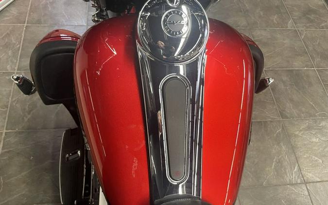 2021 Harley-Davidson® FLHTCUTGSE - CVO™ Tri Glide®