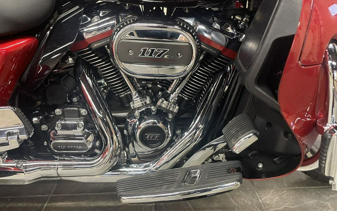 2021 Harley-Davidson® FLHTCUTGSE - CVO™ Tri Glide®