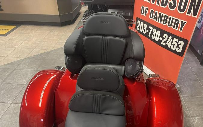 2021 Harley-Davidson® FLHTCUTGSE - CVO™ Tri Glide®