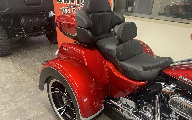 2021 Harley-Davidson® FLHTCUTGSE - CVO™ Tri Glide®